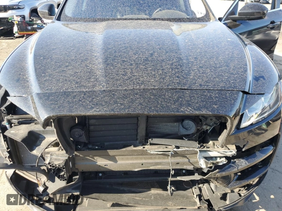 2019 Jaguar F-Pace 25t Premium z VIN SADCJ2FX4KA361999, wystawiony jako Copart lot #52969445 z przebiegiem 47 420 mil mil oraz Szkoda całkowita • Salvage title. Historia ofert i sprzedaży dostępna na DreamBid. Obrazek 12.