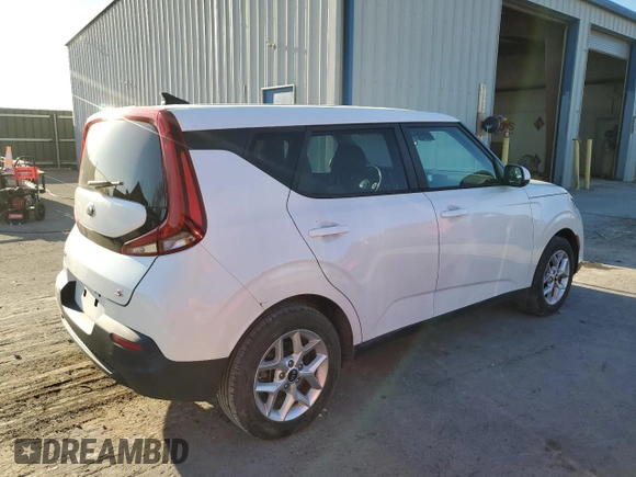 2020 Kia Soul S with VIN KNDJ23AUXL7057528, listed as a Copart auction lot 50912615 with 85,037 mi miles and Salvage Title. Bid and sale history available at carsss.com. Image 3.