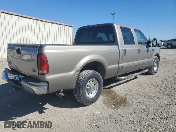 2002 Ford F-250 XL with VIN 1FTNW20F52ED19775, listed as a Copart auction lot 42612175 with 285,580 mi miles and Salvage Title. Bid and sale history available at DreamBid. Image 3.