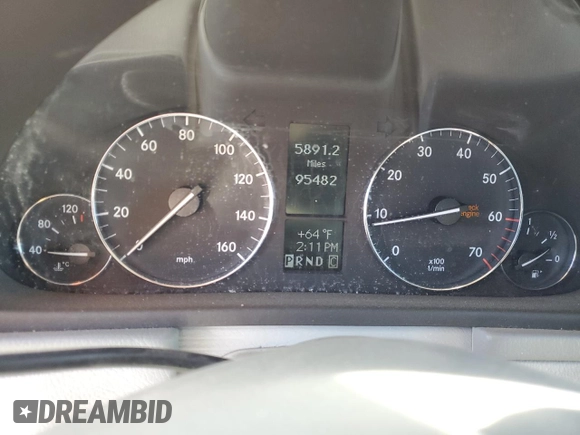 2005 Mercedes-Benz C 240 with VIN WDBRF61J45A719428, listed as a Copart auction lot 88686195 with 95,482 mi miles and Salvage Title. Bid and sale history available at DreamBid. Image 9.