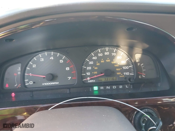 2002 Toyota 4Runner Limited with VIN JT3GN87R829000916, listed as a IAAI auction lot 40653917 with 331,163 mi miles. Bid and sale history available at carsss.com. Image 7.