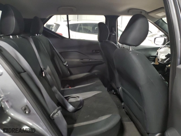 2020 Nissan Kicks S with VIN 3N1CP5BVXLL570533, listed as a Copart auction lot 48519185 with 35,926 mi miles and Salvage Title. Bid and sale history available at carsss.com. Image 12.