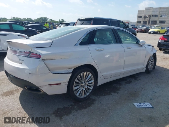 2016 Lincoln MKZ z VIN 3LN6L2G98GR618707, wystawiony jako IAAI lot #42569269 z przebiegiem 159 545 mil mil oraz . Historia ofert i sprzedaży dostępna na DreamBid. Obrazek 4.