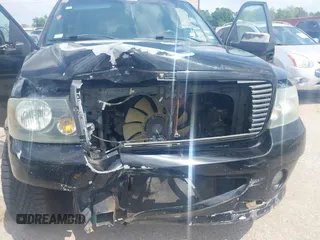 2008 Ford F-150 STX with VIN 1FTRX12W98KD62757, listed as a IAAI auction lot 42073630 with 213,037 mi miles and . Bid and sale history available at carsss.com. Image 6.