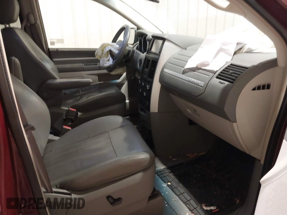 2009 Dodge Grand Caravan SXT z VIN 2D8HN54X39R551424, wystawiony jako IAAI lot #41370081 z przebiegiem 176 614 mil mil oraz . Historia ofert i sprzedaży dostępna na DreamBid. Obrazek 5.