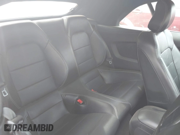 2019 Ford Mustang EcoBoost с VIN 1FATP8UH6K5138631, выставлен на аукционе IAAI как лот 42117817 с пробегом 68 630 миль миль и . История ставок и продаж доступна на DreamBid. Изображение 8.