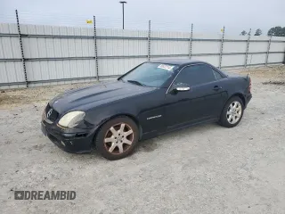2002 Mercedes-Benz SLK-Class 2.3L Kompressor with VIN WDBKK49F22F259458, listed as a Copart auction lot 68822214 with 178,005 mi miles and Non Repairable. Bid and sale history available at carsss.com. Image 1.