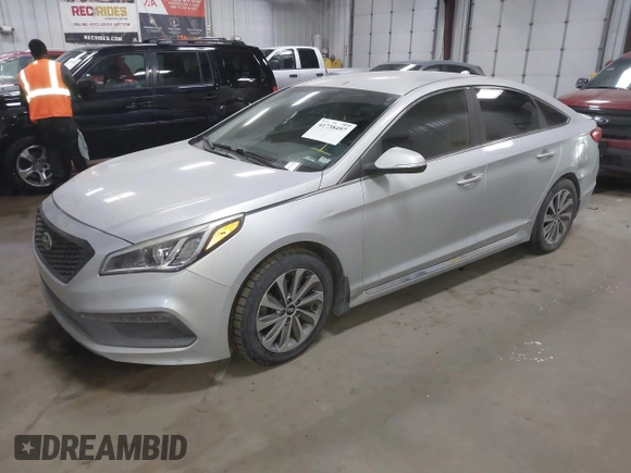2015 Hyundai Sonata Limited with VIN 5NPE34AF4FH165214, listed as a IAAI auction lot 41738497 with 127,132 mi miles and . Bid and sale history available at carsss.com. Image 17.