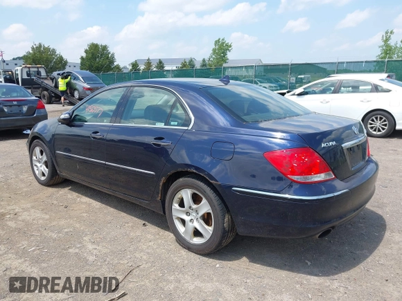 2005 Acura RL with VIN JH4KB16535C018279, listed as a IAAI auction lot 42563577 with 140,738 mi miles and . Bid and sale history available at DreamBid. Image 3.
