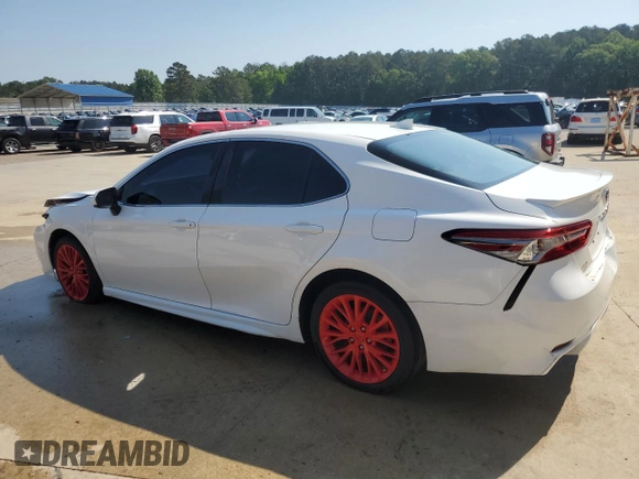 2019 Toyota Camry LE with VIN 4T1B11HK4KU718014, listed as a Copart auction lot 50879965 with 87,707 mi miles and Clean Title. Bid and sale history available at carsss.com. Image 2.