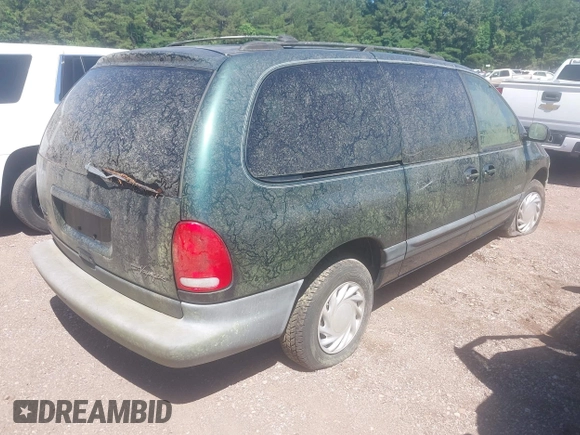 1998 Plymouth Voyager SE z VIN 1P4GP44G3WB563657, wystawiony jako IAAI lot #42306338 z przebiegiem 109 205 mil mil oraz . Historia ofert i sprzedaży dostępna na DreamBid. Obrazek 4.
