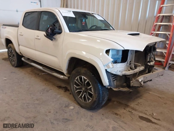 2020 Toyota Tacoma 4WD SR5 with VIN 3TMCZ5AN5LM362756, listed as a IAAI auction lot 41434387 with 42,971 mi miles. Bid and sale history available at carsss.com. Image 1.