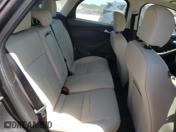 2017 Ford Focus Titanium с VIN 1FADP3N2XHL287713, выставлен на аукционе Copart как лот 57823155 с пробегом 51 828 миль миль и Списание • Salvage title. История ставок и продаж доступна на DreamBid. Изображение 10.