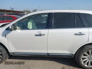 2013 Lincoln MKX with VIN 2LMDJ6JK0DBL02510, listed as a IAAI auction lot 41775660 with 137,755 mi miles. Bid and sale history available at carsss.com. Image 14.