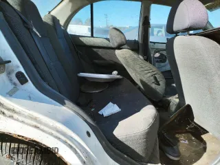 1997 Hyundai Accent z VIN KMHVF24NXVU373676, wystawiony jako Copart lot #77866484 z przebiegiem 151 949 mil mil oraz Tytuł czysty. Historia ofert i sprzedaży dostępna na DreamBid. Obrazek 10.