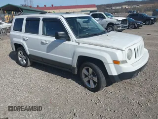 2012 Jeep Patriot Limited with VIN 1C4NJRCB9CD577269, listed as a IAAI auction lot 41857524 with 124,751 mi miles and . Bid and sale history available at carsss.com. Image 1.