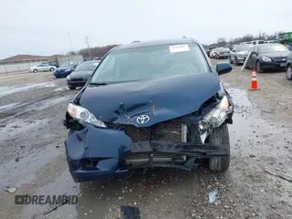 2011 Toyota Sienna LE AAS with VIN 5TDKK3DC4BS094456, listed as a IAAI auction lot 41956894 with 176,882 mi miles. Bid and sale history available at carsss.com. Image 12.