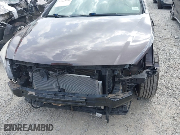 2015 Hyundai Sonata SE with VIN 5NPE24AF2FH223890, listed as a IAAI auction lot 41810442 with 146,260 mi miles and . Bid and sale history available at DreamBid. Image 12.