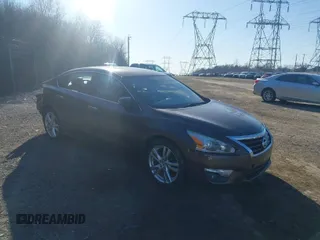 2015 Nissan Altima SL z VIN 1N4BL3AP6FC204134, wystawiony jako IAAI lot #41752752 z przebiegiem 138 754 mil mil oraz . Historia ofert i sprzedaży dostępna na DreamBid. Obrazek 1.
