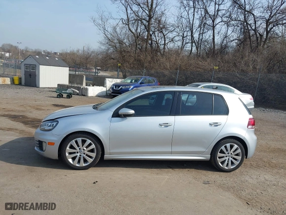 2013 Volkswagen Golf TDI w/Sunroof & Nav with VIN WVWNM7AJ1DW031965, listed as a IAAI auction lot 41805349 with 184,738 mi miles. Bid and sale history available at carsss.com. Image 14.