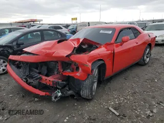 2015 Dodge Challenger R/T with VIN 2C3CDZAT6FH715517, listed as a Copart auction lot 83905344 with 137,200 mi miles and Salvage title. Bid and sale history available at DreamBid. Image 1.