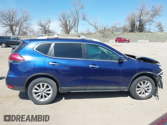 2017 Nissan Rogue S with VIN 5N1AT2MM8HC860870, listed as a IAAI auction lot 41908820 with 1 mi miles. Bid and sale history available at carsss.com. Image 13.