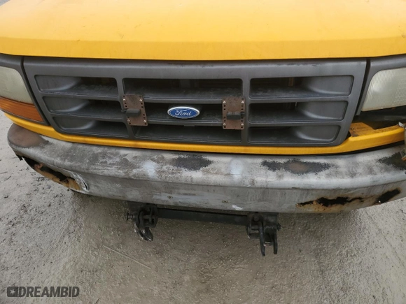 1996 Ford F-250 with VIN 1FTHF26H0TEA60488, listed as a Copart auction lot 43141165 with 0 mi miles and Salvage Title. Bid and sale history available at carsss.com. Image 12.