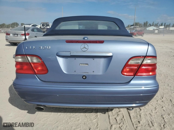 2002 Mercedes-Benz CLK-Class with VIN WDBLK65G82T122427, listed as a Copart auction lot 88716605 with 176,571 mi miles and Salvage Title. Bid and sale history available at carsss.com. Image 6.