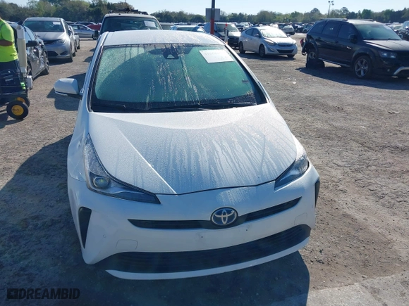 2022 Toyota Prius L Eco with VIN JTDKAMFUXN3163123, listed as a IAAI auction lot 41666679 with 68,026 mi miles. Bid and sale history available at carsss.com. Image 12.
