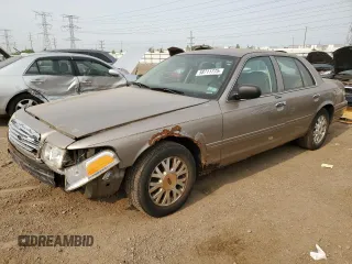 2004 Ford Crown Victoria LX z VIN 2FAFP74W34X129781, wystawiony jako Copart lot #58711775 z przebiegiem 142 918 mil mil oraz Szkoda całkowita • Salvage title. Historia ofert i sprzedaży dostępna na DreamBid. Obrazek 1.