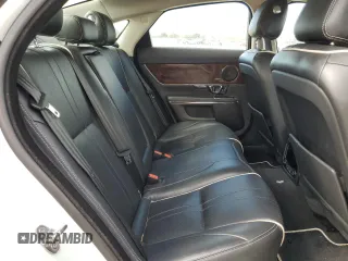 2018 Jaguar XJ with VIN SAJWA1C74J8W15533, listed as a Copart auction lot 74861673 with 46,399 mi miles. Bid and sale history available at carsss.com. Image 10.
