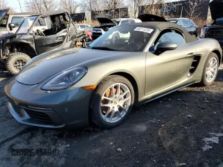 2022 Porsche Boxster z VIN WP0CA2A85NS205240, wystawiony jako Copart lot #51125615 z przebiegiem Nie podano mil oraz Nie do naprawy. Historia ofert i sprzedaży dostępna na DreamBid. Obrazek 1.