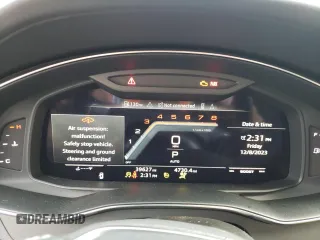 2021 Audi S6 Prestige z VIN WAUFFAF29MN065572, wystawiony jako Copart lot #79905403 z przebiegiem 39 627 mil mil oraz . Historia ofert i sprzedaży dostępna na DreamBid. Obrazek 9.