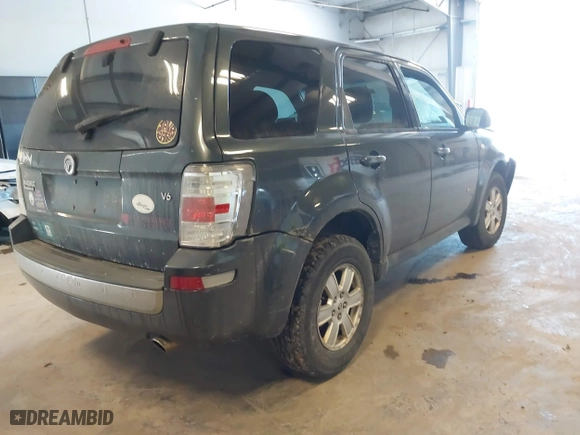 2008 Mercury Mariner with VIN 4M2CU81158KJ14013, listed as a IAAI auction lot 41305863 with 229,672 mi miles. Bid and sale history available at carsss.com. Image 4.