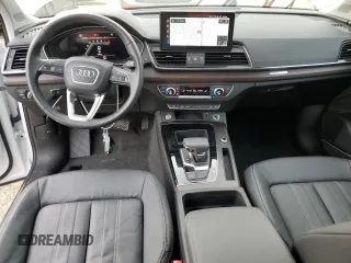 2022 Audi Q5 S line Premium Plus with VIN WA1EAAFY7N2085060, listed as a Copart auction lot 37747293 with 8,015 mi miles. Bid and sale history available at carsss.com. Image 8.