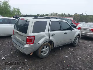 2008 Ford Escape XLT with VIN 1FMCU93148KC00109, listed as a IAAI auction lot 41859745 with 202,312 mi miles. Bid and sale history available at carsss.com. Image 6.