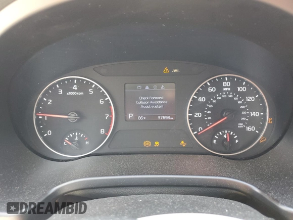 2023 Kia Seltos LX z VIN KNDEPCAA4P7377197, wystawiony jako Copart lot #54430015 z przebiegiem 37 693 mil mil oraz Szkoda całkowita • Salvage title. Historia ofert i sprzedaży dostępna na DreamBid. Obrazek 9.