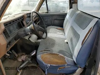 1986 Ford F-150 with VIN 1FTEF14N4GPB75627, listed as a Copart auction lot 68847924 with 50,979 mi miles and Salvage Title. Bid and sale history available at carsss.com. Image 10.
