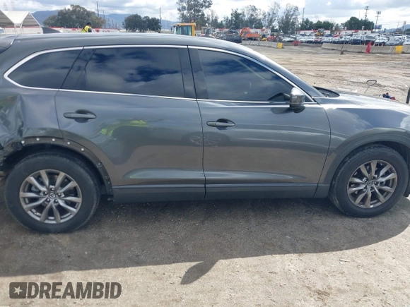 2018 Mazda CX-9 Touring with VIN JM3TCACY9J0228177, listed as a IAAI auction lot 41724618 with 110,733 mi miles. Bid and sale history available at carsss.com. Image 14.