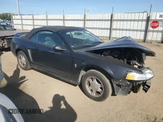 2000 Ford Mustang z VIN 1FAFP4442YF105843, wystawiony jako Copart lot #51977385 z przebiegiem 176 981 mil mil oraz Szkoda całkowita • Salvage title. Historia ofert i sprzedaży dostępna na DreamBid. Obrazek 4.
