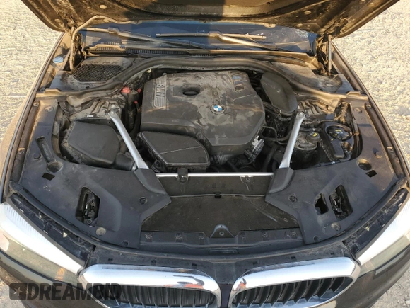 2019 BMW 5 Series 530i z VIN WBAJA5C54KG900736, wystawiony jako Copart lot #52232275 z przebiegiem 112 560 mil mil oraz Czysty tytuł • Clean title. Historia ofert i sprzedaży dostępna na DreamBid. Obrazek 11.