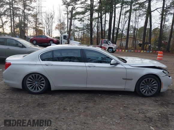 2011 BMW 7 Series 740Li with VIN WBAKB4C55BC574481, listed as a IAAI auction lot 41070506 with 105,021 mi miles and . Bid and sale history available at carsss.com. Image 13.