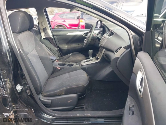 2014 Nissan Sentra SV with VIN 3N1AB7AP3EY216041, listed as a IAAI auction lot 41646043 with 132,008 mi miles. Bid and sale history available at carsss.com. Image 5.