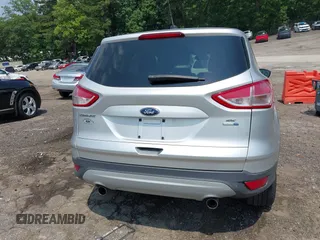 2013 Ford Escape SE z VIN 1FMCU9GX9DUB09981, wystawiony jako IAAI lot #42412927 z przebiegiem 150 499 mil mil oraz . Historia ofert i sprzedaży dostępna na DreamBid. Obrazek 16.