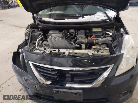 2014 Nissan Versa SV with VIN 3N1CN7AP3EL835817, listed as a IAAI auction lot 41312955 with 183,375 mi miles. Bid and sale history available at carsss.com. Image 10.