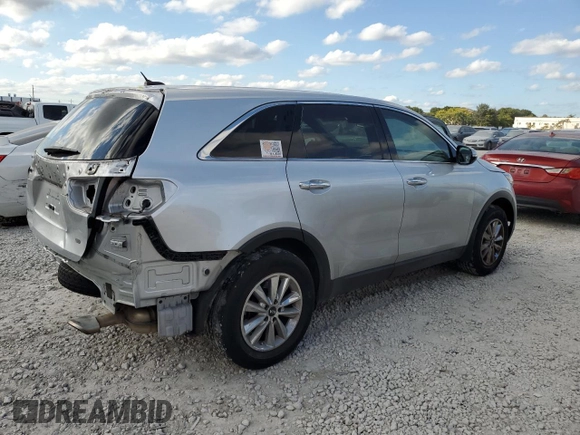 2020 Kia Sorento LX z VIN 5XYPG4A31LG633261, wystawiony jako Copart lot #82196714 z przebiegiem 214 220 mil mil oraz Szkoda całkowita • Salvage title. Historia ofert i sprzedaży dostępna na DreamBid. Obrazek 3.