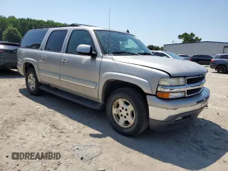 2006 Chevrolet Suburban LS with VIN 1GNFK16Z76J170074, listed as a Copart auction lot 61898635 with 284,436 mi miles and Salvage title. Bid and sale history available at DreamBid. Image 4.