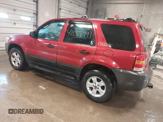 2005 Ford Escape XLT with VIN 1FMYU03115KA75972, listed as a IAAI auction lot 42058791 with 205,005 mi miles and . Bid and sale history available at DreamBid. Image 3.