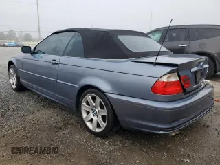 2002 BMW 3 Series 325Ci with VIN WBABS33402PG88045, listed as a Copart auction lot 43386425 with 167,588 mi miles and Salvage Title. Bid and sale history available at carsss.com. Image 2.