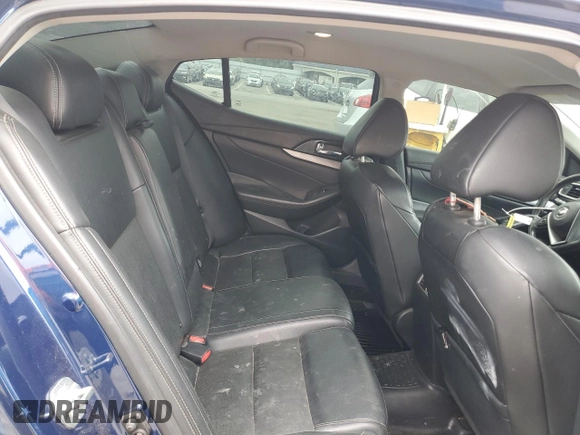 2018 Nissan Maxima SV z VIN 1N4AA6AP5JC375629, wystawiony jako Copart lot #53332135 z przebiegiem 135 372 mil mil oraz Szkoda całkowita • Salvage title. Historia ofert i sprzedaży dostępna na DreamBid. Obrazek 10.